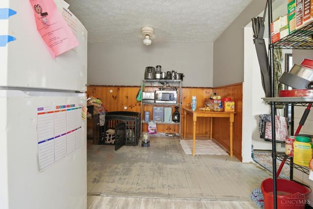 2525 Flanigan Court, Cincinnati, OH 45239