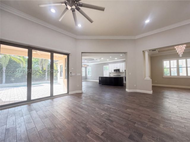 7990 NW 112th Ter, Parkland, FL 33076