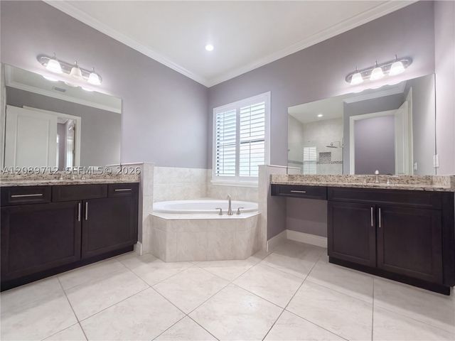7990 NW 112th Ter, Parkland, FL 33076