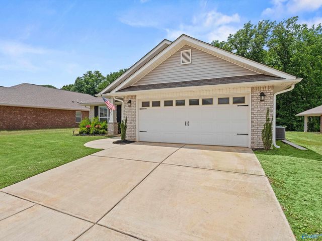 14275 Wildflower Drive, Harvest, AL 35749