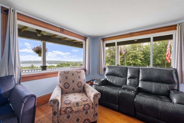 291 N Endicott Street, Laconia, NH 03246