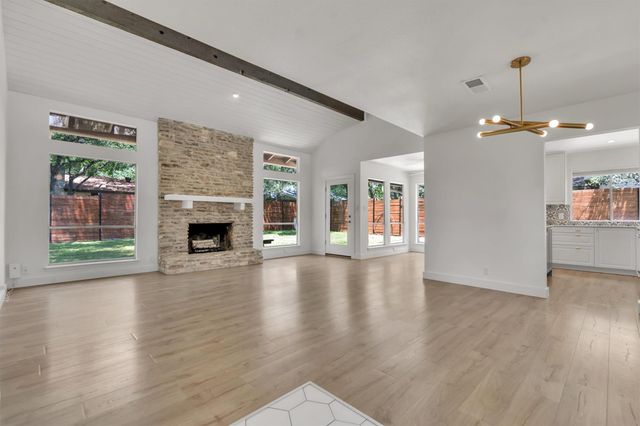3808 Oak Creek DR, Austin, TX 78727