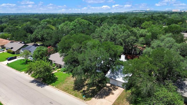 3808 Oak Creek DR, Austin, TX 78727