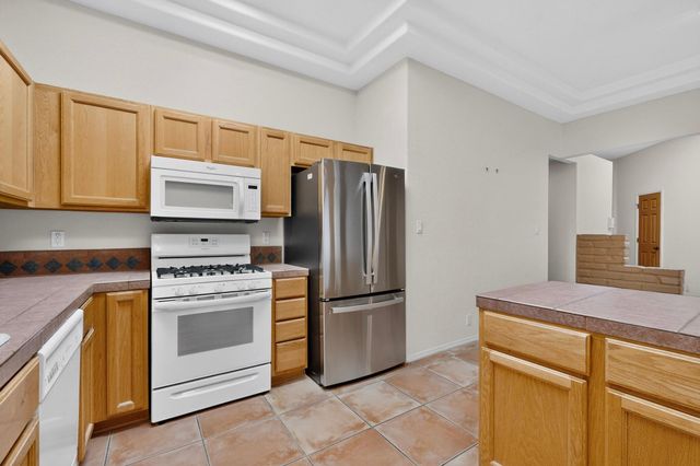10009 Irbid Road NE, Albuquerque, NM 87122