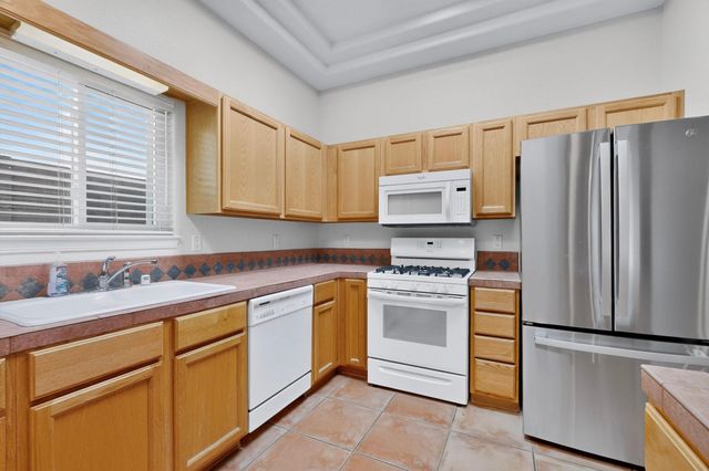 10009 Irbid Road NE, Albuquerque, NM 87122