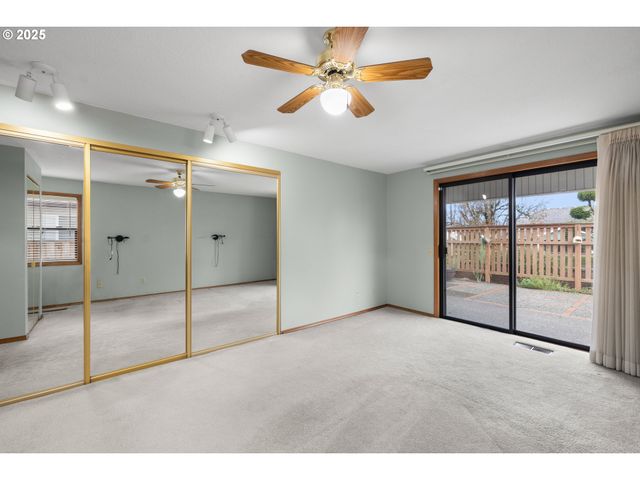 15609 Ne SUMMERPLACE Dr, Portland, OR 97230