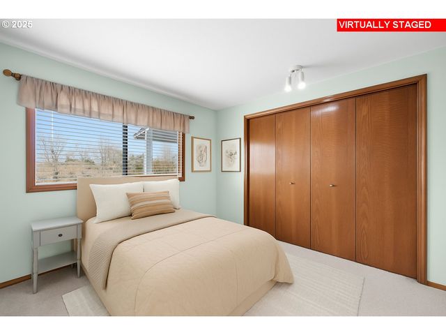 15609 Ne SUMMERPLACE Dr, Portland, OR 97230