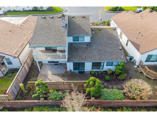 15609 Ne SUMMERPLACE Dr, Portland, OR 97230