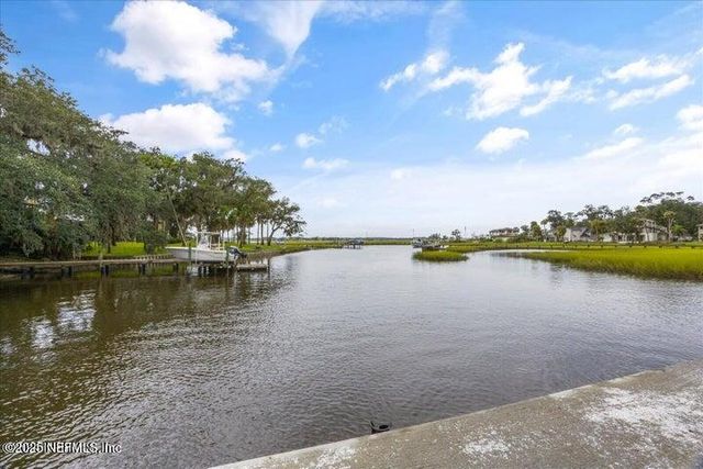 2762 SEAGATE Avenue, Jacksonville Beach, FL 32250