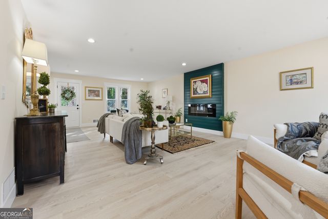 1931 Oak Branch Way, Stone Mountain, GA 30087