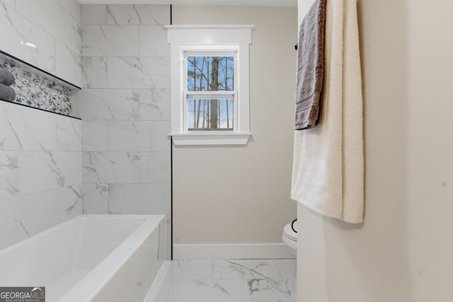 1931 Oak Branch Way, Stone Mountain, GA 30087