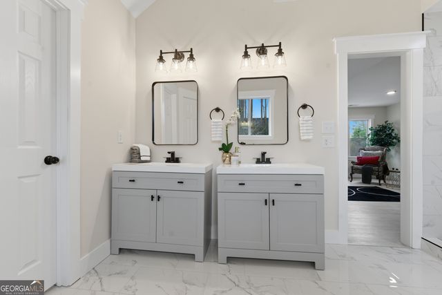 1931 Oak Branch Way, Stone Mountain, GA 30087