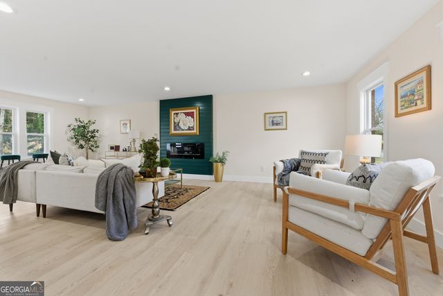 1931 Oak Branch Way, Stone Mountain, GA 30087