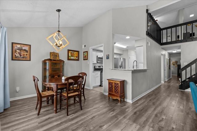 59 Hideaway Drive, Friendswood, TX 77546