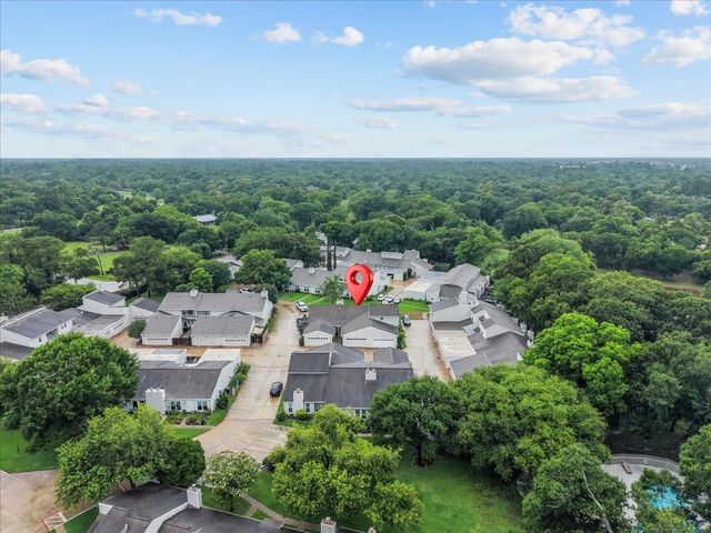 59 Hideaway Drive, Friendswood, TX 77546