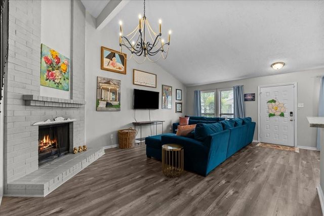59 Hideaway Drive, Friendswood, TX 77546