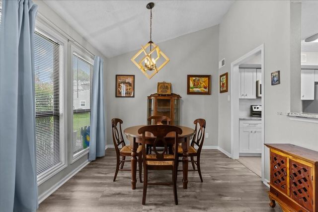 59 Hideaway Drive, Friendswood, TX 77546