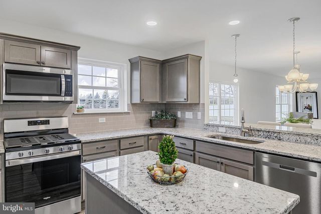 02 GARDENIA LANE, Lebanon, PA 17042