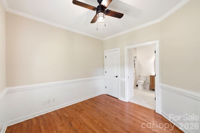 6821 Hollow Oak Drive, Charlotte, NC 28227