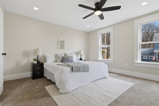 59 Maplewood Ave, Crafton, PA 15205