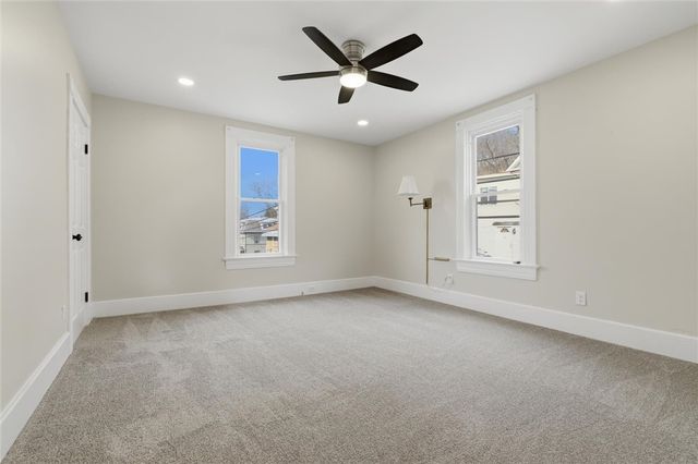 59 Maplewood Ave, Crafton, PA 15205