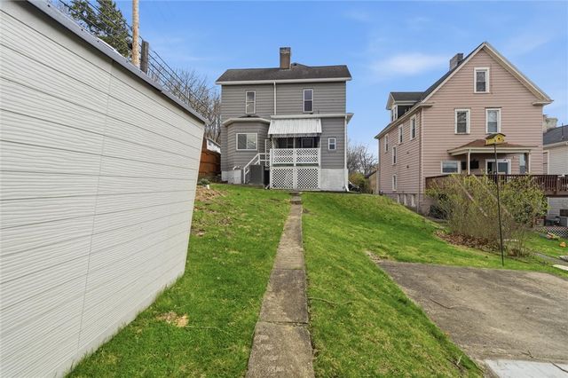 59 Maplewood Ave, Crafton, PA 15205
