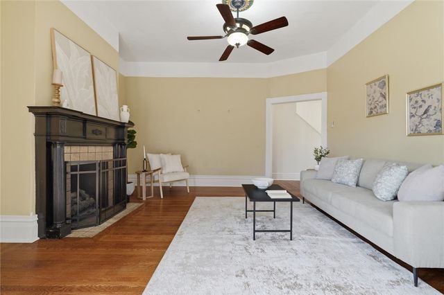 59 Maplewood Ave, Crafton, PA 15205