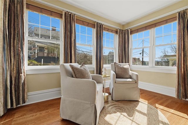 59 Maplewood Ave, Crafton, PA 15205