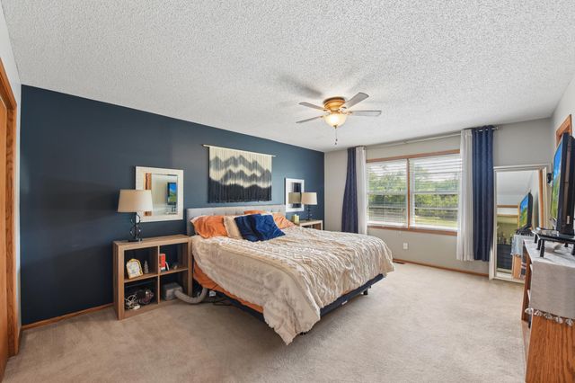 908 Martys Way, Osceola, WI 54020
