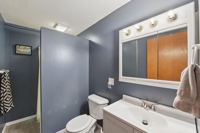 908 Martys Way, Osceola, WI 54020
