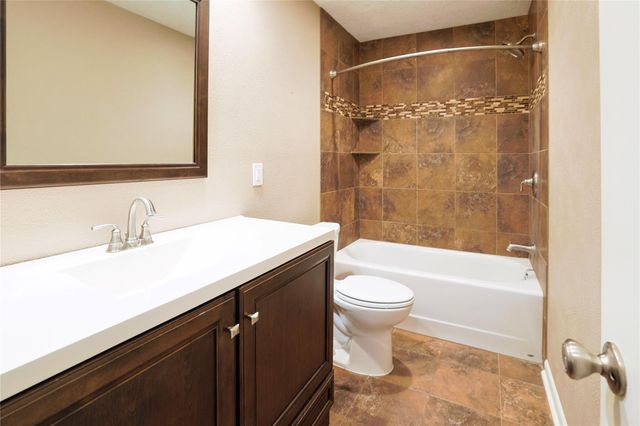 9844 Oriole, Conroe, TX 77385