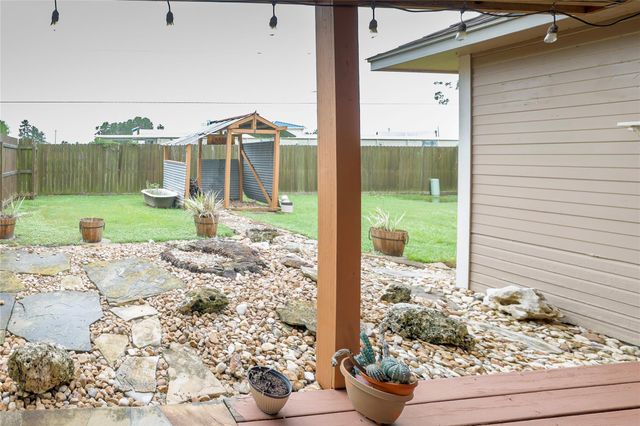 9844 Oriole, Conroe, TX 77385