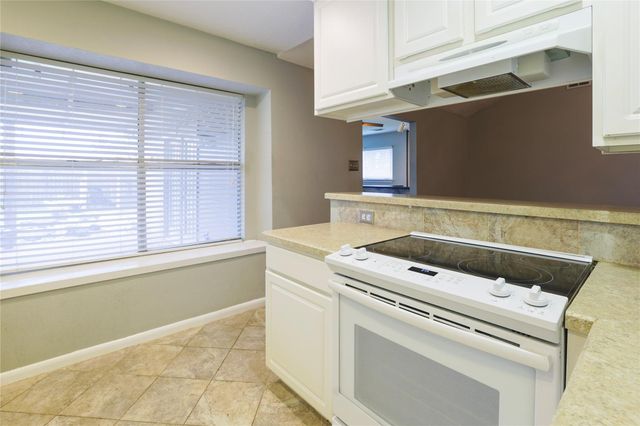 9844 Oriole, Conroe, TX 77385