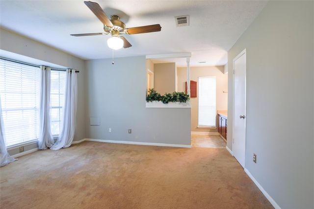 9844 Oriole, Conroe, TX 77385