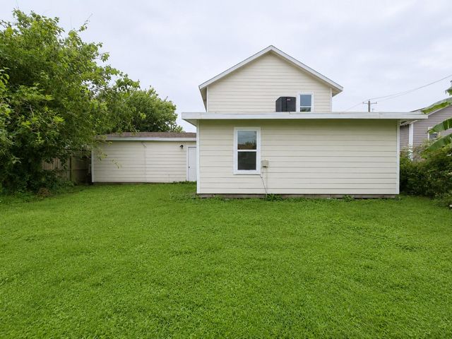 2308 Hollywood Avenue, Galveston, TX 77551