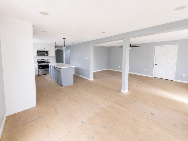 2308 Hollywood Avenue, Galveston, TX 77551