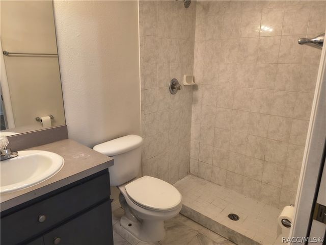 7999 N Merrimac Way, Citrus Springs, FL 34434