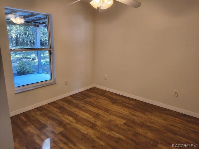 7999 N Merrimac Way, Citrus Springs, FL 34434