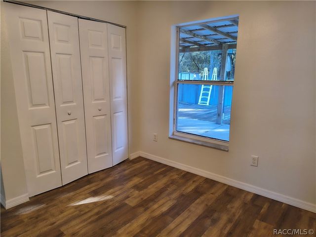 7999 N Merrimac Way, Citrus Springs, FL 34434