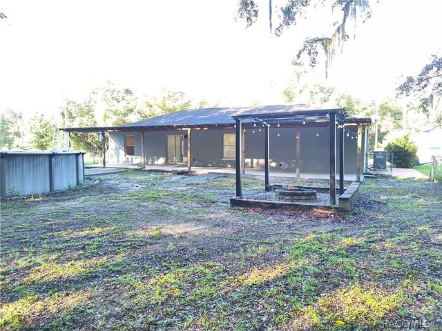7999 N Merrimac Way, Citrus Springs, FL 34434