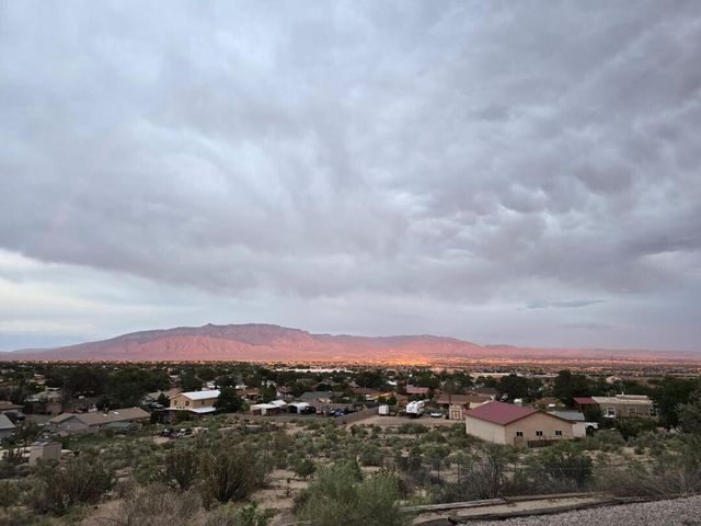 1195 Comanche Court SE, Rio Rancho, NM 87124