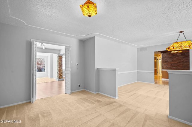 6504 La Cadena Drive, El Paso, TX 79912