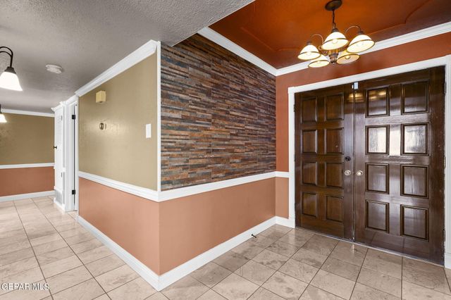 6504 La Cadena Drive, El Paso, TX 79912