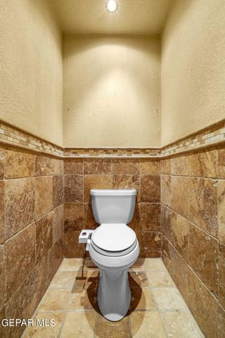 6504 La Cadena Drive, El Paso, TX 79912