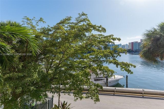 290 174th St 318, Sunny Isles Beach, FL 33160