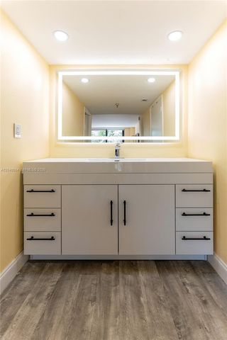 290 174th St 318, Sunny Isles Beach, FL 33160