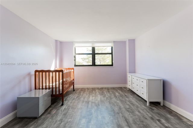 290 174th St 318, Sunny Isles Beach, FL 33160