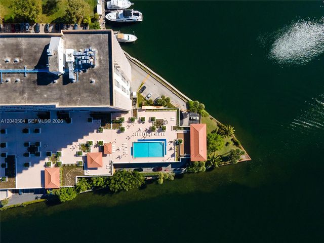 290 174th St 318, Sunny Isles Beach, FL 33160