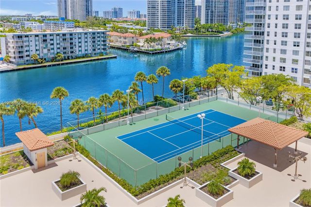 290 174th St 318, Sunny Isles Beach, FL 33160