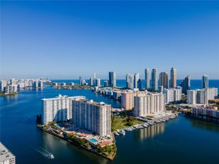290 174th St 318, Sunny Isles Beach, FL 33160